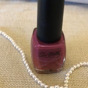 Sei Bella Nail Color Burgundy Rose, .45 fluid ounces, NWOBox, smoke free home.